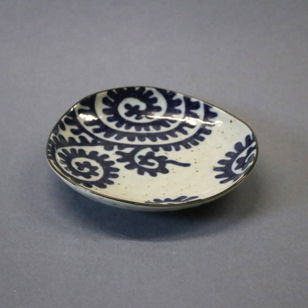 Asiette arabesque